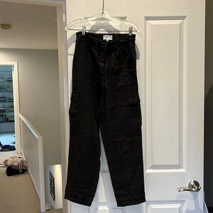 Michael Stars high waisted cropped linen cargo pants, size small!